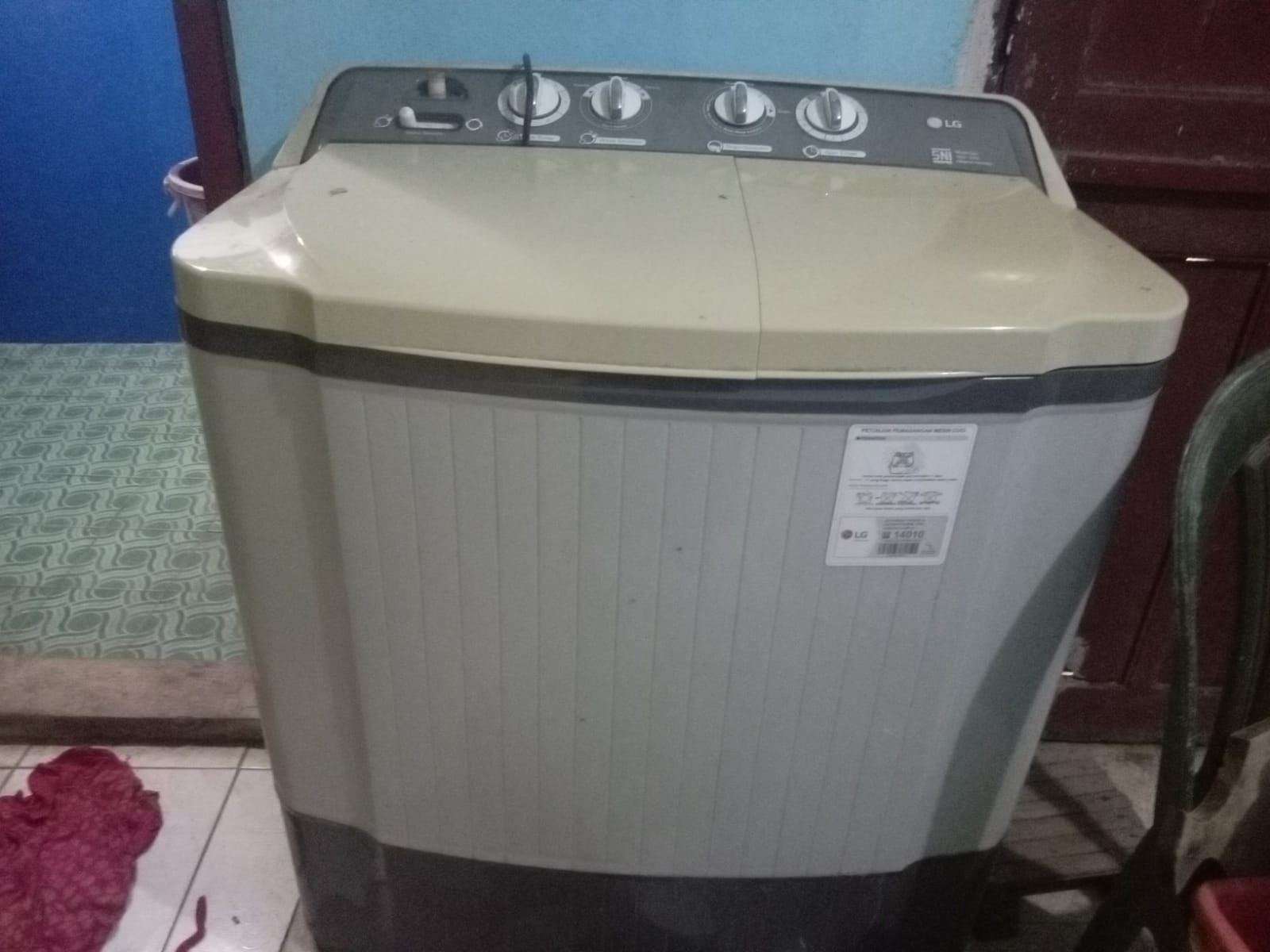 Foto iklan Mesin Cuci 1