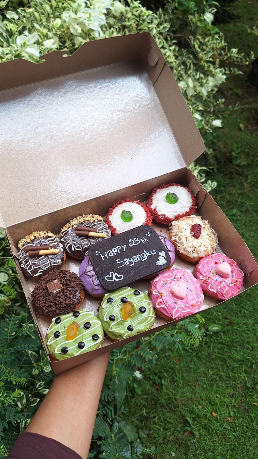 Foto iklan Donat susu dengan toping Glaze 1