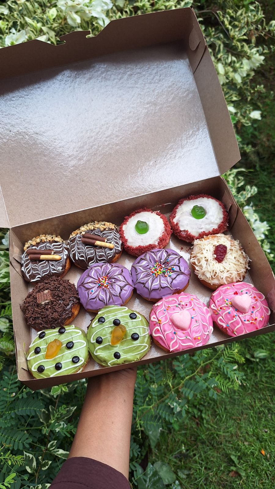 Foto iklan Donat susu dengan toping Glaze 2