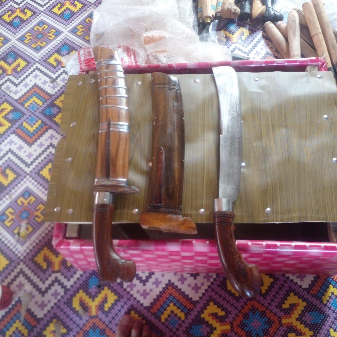 Foto iklan Golok 2